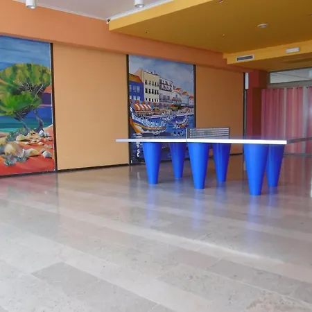 Appartement 38M² Climatise Avec Terrasse Et Parking Prive Pour 4 Personnes - Fr-1-472A-270