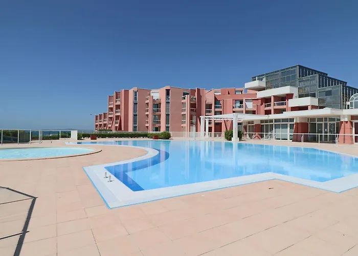 Appartement 38M² Climatise Avec Terrasse Et Parking Prive Pour 4 Personnes - Fr-1-472A-270 *