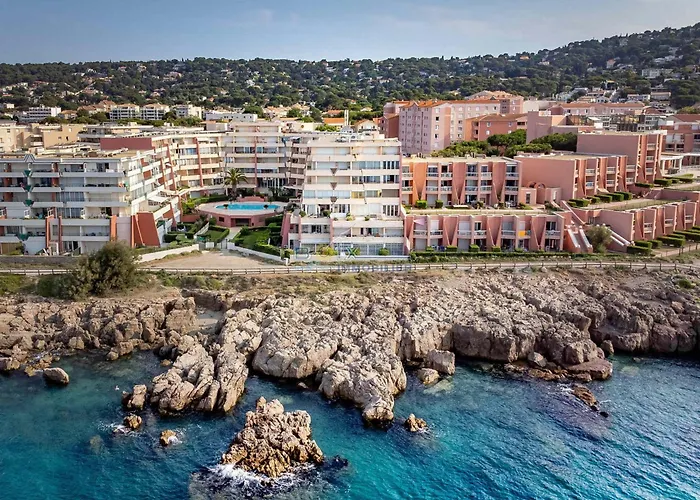 Appartement 38M² Climatise Avec Terrasse Et Parking Prive Pour 4 Personnes - Fr-1-472A-270 דירה *
